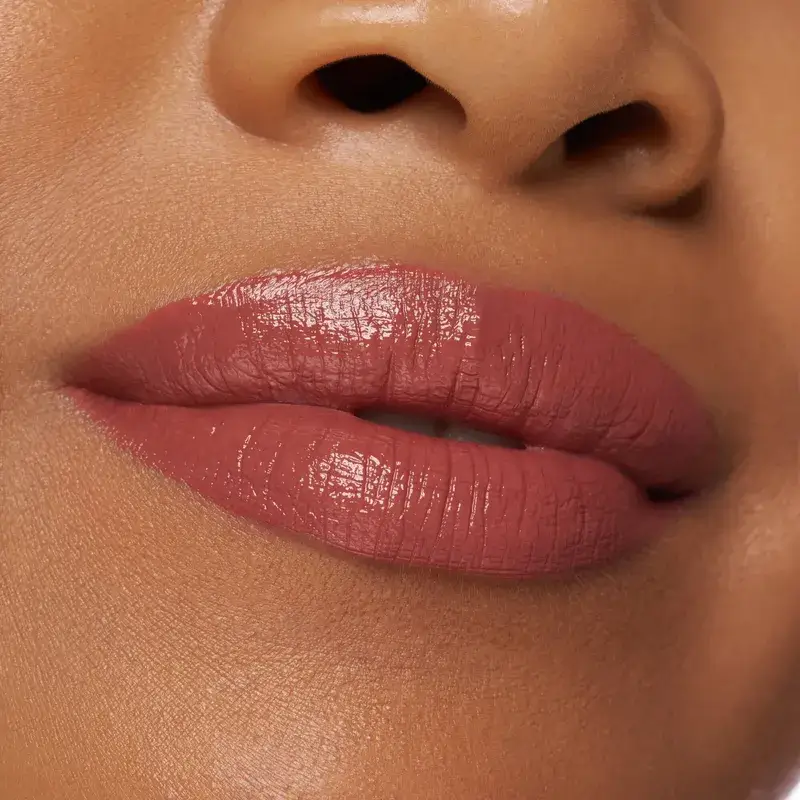 Essence Barra De Labios Satin Glow Luminous Shine 01 , 3,5 gr - Image 6