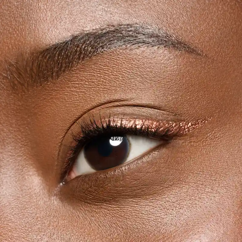 Essence Eyeliner Metálico Colour It! 01 , 3 ml - Image 8