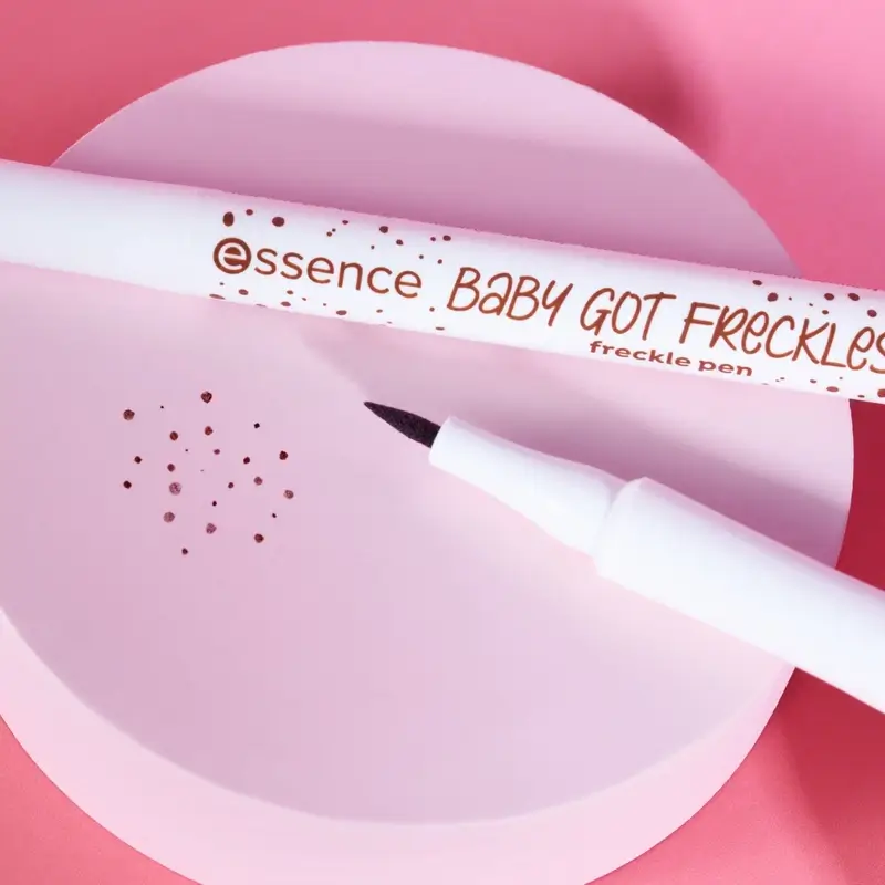 Essence Lapiz De Pecas Baby Got Freckles 10, 1 ml - Image 5