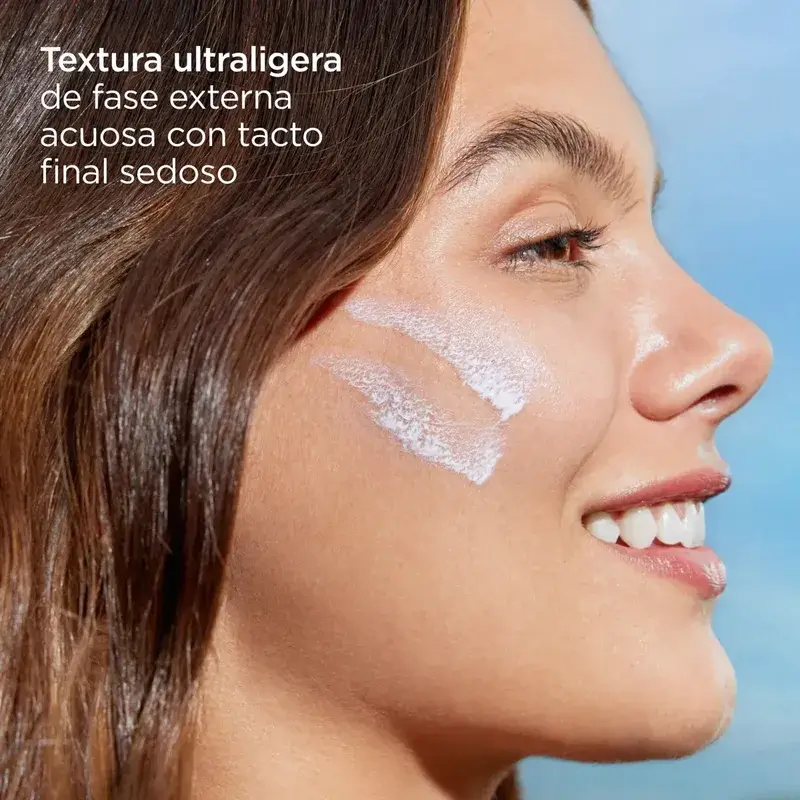 Isdin Fusion Water Magic Spf 50+ Fotoprotector 2 x 50 Ml - Image 3