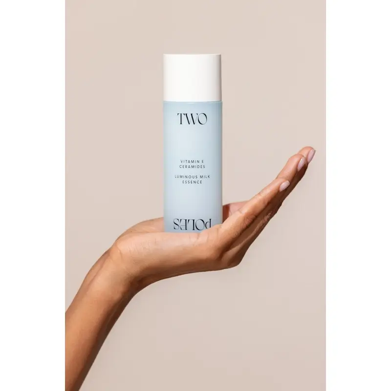 Two Poles Luminous Milk Essence , 80 ml - Image 4